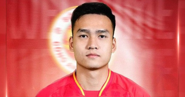 cau-thu-bui-hoang-viet-anh-tu-khoi-dau-den-thanh-cong-ruc-ro-trong-nghe-bong-da-4598