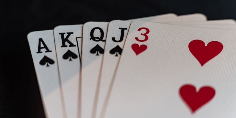 hinh-anh-choi-casino-an-toan-nhung-bi-quyet-de-bao-ve-tai-san-va-tam-ly-2814-0